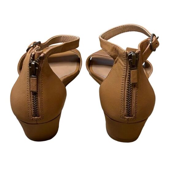Eileen Fisher Mara Wedge Sandal in Tan NWOB Size  9 1/2 - Picture 6 of 9